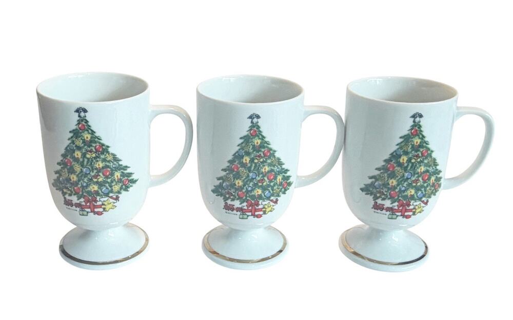 Vtg Action Industries Japan Set of 3 Christmas Tree Holiday Pedestal Coffee Mugs